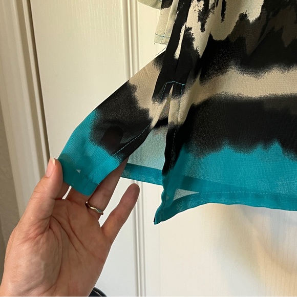 Tunic - Picture 7 of 9